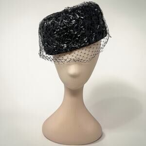 Vintage 60s Pillbox Hat Black Veil Mod Goth Old Money Cocktail